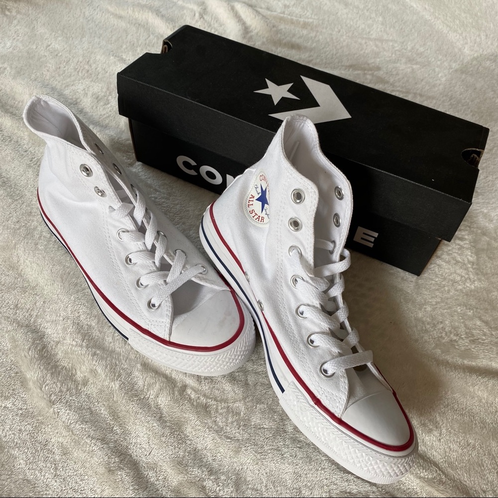 White hi top converse